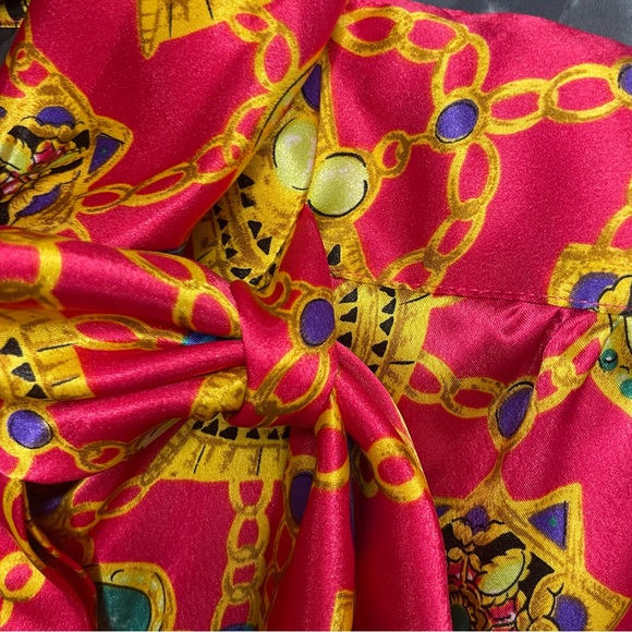 Vintage Gianna Gold Charm/Chain Pattern Mock Turtle Blouse - Picture 5 of 7